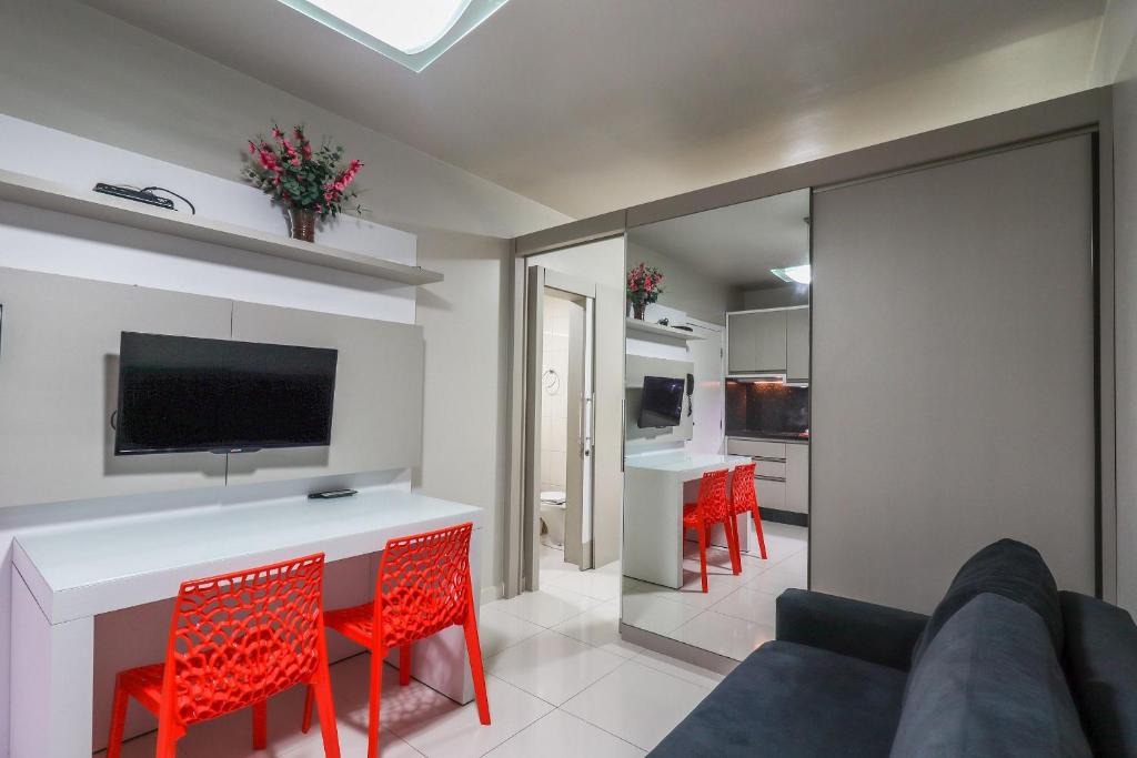 Ingleses Norte Apartment | Wonderful apartment with sea view and pool - HB03F