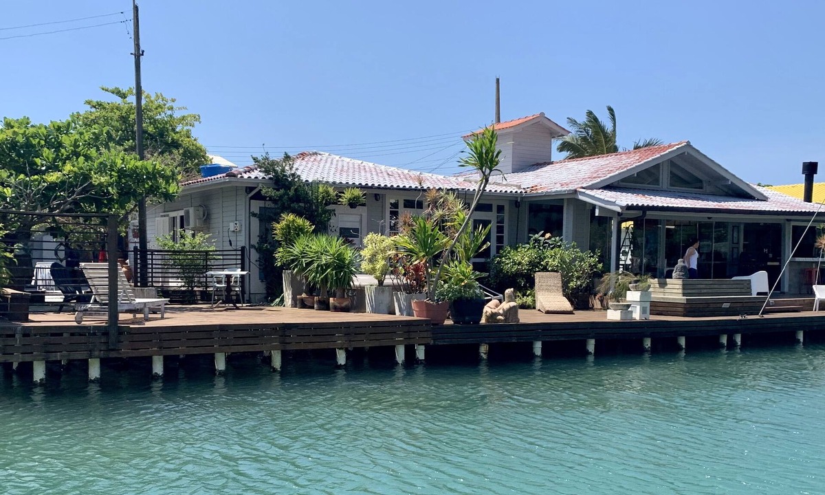 Barra da Lagoa House | Wonderful house by the canal
