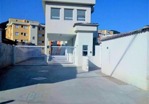 APARTAMENTO COM PISCINA E CHURRASQUEIRA EM UBATUBA 2