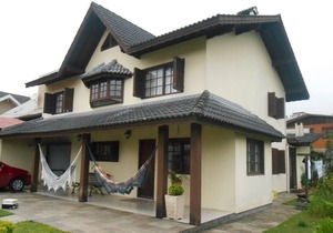 House for 10 people 5 bedrooms in Gramado
