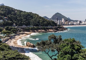 Omar do Rio - V 90/102: Modern 1BDR w/Cinematic View, w / Garage, Pool and Sauna. Fast Internet + Smart TV.
