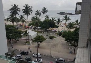 Pitangueiras Beach