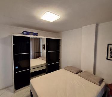 Andorinha Apartment | Ótimo apartamento de 2 quartos 2 bwcs em itapema meia praia - Aluguel de Temporada