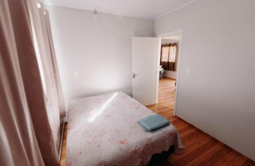 Lages House | Ótimo custo benefício 2km centro wifi fogão lenha