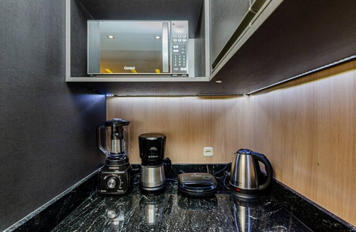 Bigorrilho Apartment | 1 Quarto Luxo, Com Vaga, Ar. Condomínio clube Sky