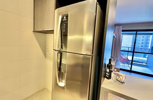Campina do Siqueira Apartment | 1 Quarto, sacada e Churrasqueira ao lado Barigui