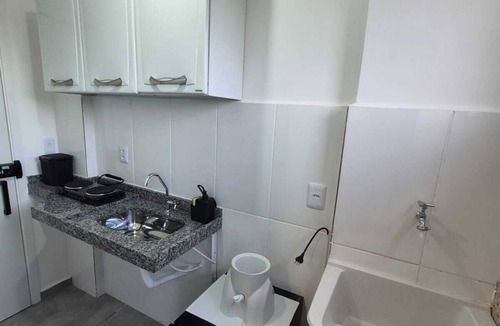 Bonfim Apartment | 1 studio-style apartment in São João del Rei, Minas Gerais, with spacious rooms.