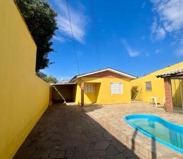 Vicentina Apartment | 11-Casa grande com piscina e garagem para 4 carros