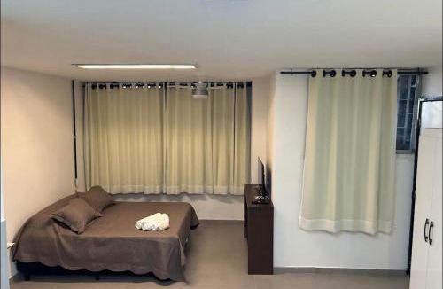 Funcionarios Apartment | 13 - ESTÚDIO COMPLETÍSSIMO com AR, Cozinha montada, na Savassi e perto de tudo!