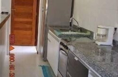Itacimirim Apartment | 2 bedroom ground floor apartment in gated community on Ititacimirim beach