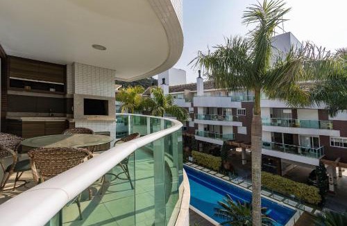 Centro Apartment | 205-A Boulevard - 50m from the beach & Front Avenue - Luxury Condominium - Heated Swimming Pool - Jacuzzi - 24h Concierge