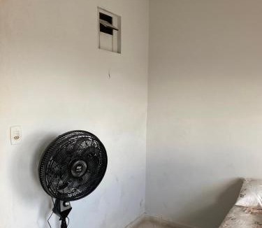 Paragominas Apartment | 24 - Kitnet com cozinha e ventilador - 2 andar