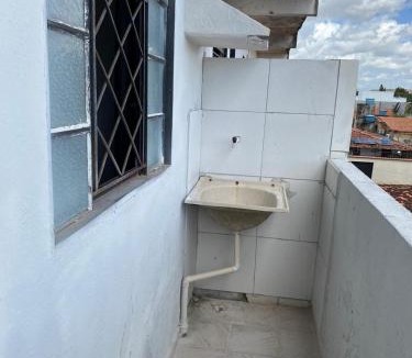 Paragominas Apartment | 24 - Kitnet com cozinha e ventilador - 2 andar