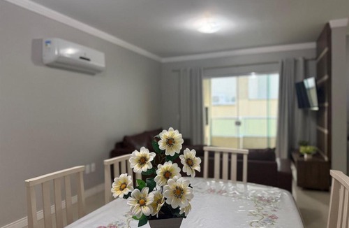 Bombas Apartment | 260 - Excelente custo benefício a 100m da praia