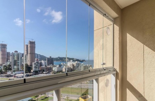 Tabuleiro dos Oliveiras Apartment | 2BR Apt w/BBQ & View 550m From Beach - Omc1303