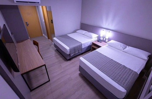 Centro Hotel | 3 Accommodations for Family/Groups | 2.1 Miles Away from Shopping Park| Pets OK