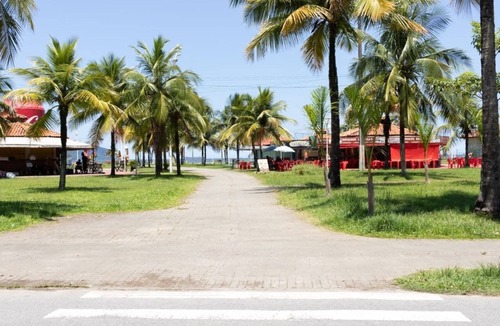 Itarare Apartment | 3 Bedroom Apartment Facing Itararé Beach/SV