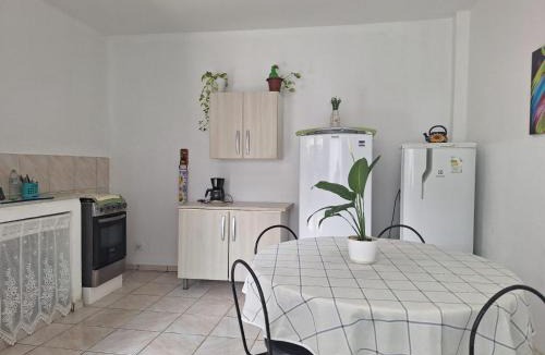 Rio das Ostras House | 3 Kitnets