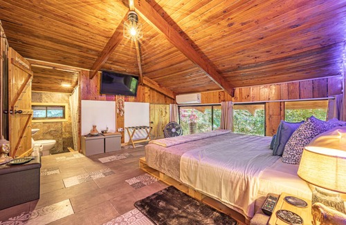 Jaco Villa | 3 Magical Tropical Villas 2 Pools & Jacuzzi, Jaco Beach, up tp 35 guests