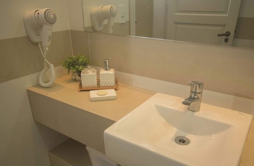 Foz do Iguacu Hotel | 3 Premium Suites w/Sauna & Pools, Located Close to Waterfalls & Adventure Tours