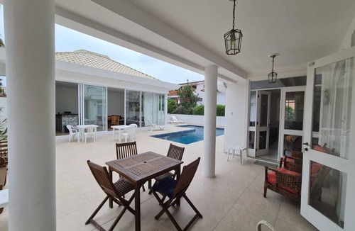 Jurere Internacional House | 300m from Jurere Internacional beach, excellent location and space