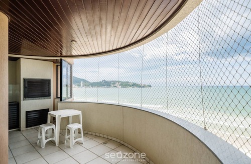 Centro Apartment | 3BR Beachfront apt w/BBQ Rsl0502