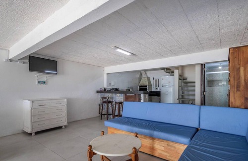 Canto Grande Apartment | 3BR Beachfront House w/BBQ Apc2200
