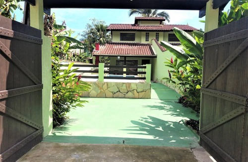 Caraguatatuba House | 3Q Cond. Gated *Private Pool *Wi-Fi *Nearby Cocanha Beach