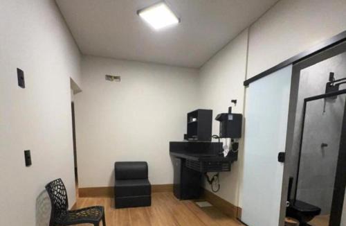 Lavras Apartment | 4 Studio novo no centro com ar condicionado e tv