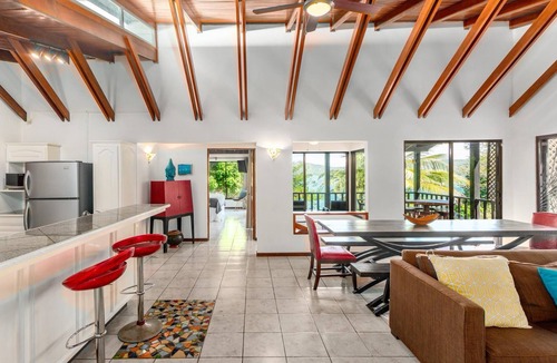 Playa Flamingo Condo | 5-BD Beachfront, Ocean-View Hillside Home
