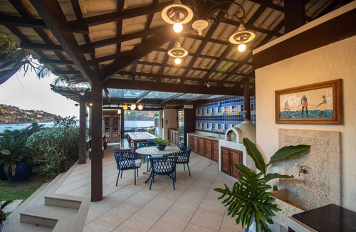 Village da Ferradura Villa | 5BR Beachfront Villa with Daily Staff – Ideal for Families & Groups