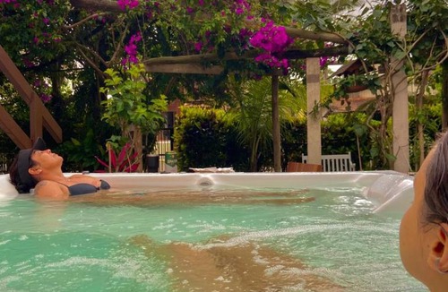 Bombas Apartment | 7 - Apartamento com jacuzzi para até 05 pessoas em Bombas