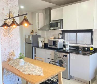 Luque Apartment | A estrenar! Apartamento con pileta zona aeropuerto WIFI 200MG
