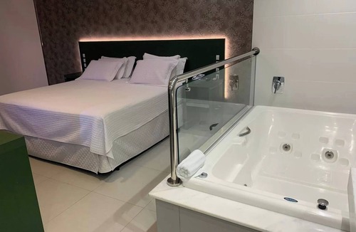 Foz do Iguacu Hotel | A Green Oasis Perfect for Couples Near Iguazu's Iconic Attractions