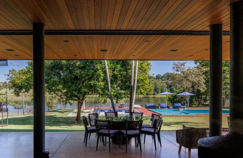 Avare House | A Jabuticabeira