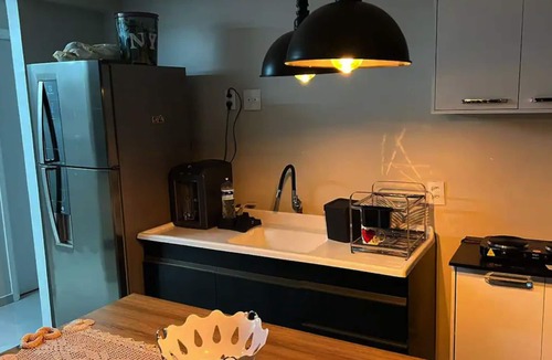 Enseada Apartment | A Piscina Mais Alta do Guarujá, a 600m da Enseada! Apt Alto Padrão de 2 Quartos!