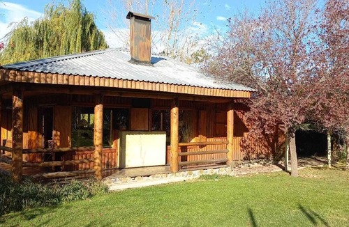 Salto Cabin | Acogedora Cabaña de Madera en la Montaña