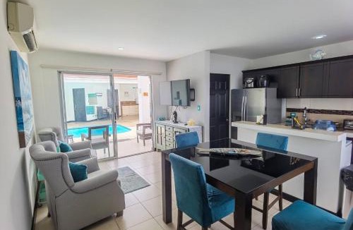 Bejuco House | Acogedora casa de playa, Condominio Malaga Bejuco