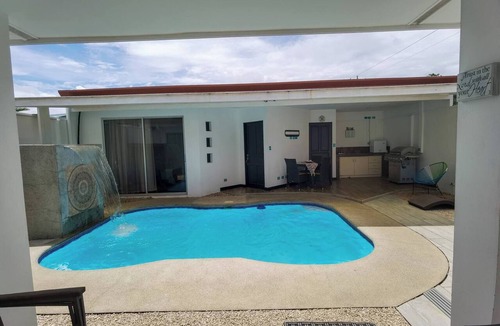 Bejuco House | Acogedora casa de playa, Condominio Malaga Bejuco
