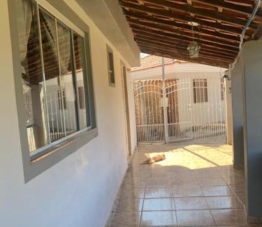 Parque Agrinco House | Aconchegante casa em São Thomé - Sobradinho minas