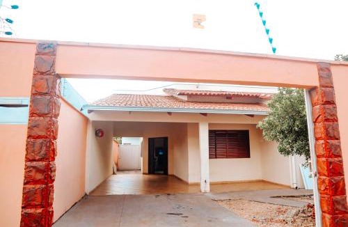 Plano Diretor Sul House | Aconchego - Casa 3/4 - ar condicionado nos 3/4 -garagem