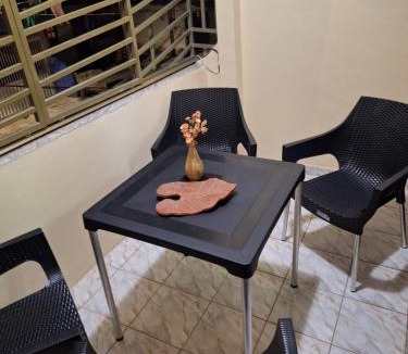 Cremacao House | Aconchego da Marci Quarto com varanda