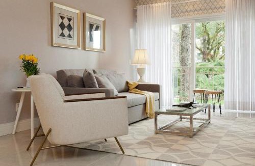 Carniel Apartment | Aconchego na Serra com Lareira e Piscina aquecida 4min Centro