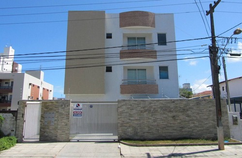 Bessa Apartment | After 200mts from the beautiful beach of Bessa - Ap 303