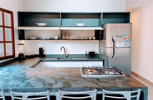 Jabaquara Apartment | Algodão – Cosy Flat, Pool, 50m from the Beach, Private Barbecue, AC, Wi-Fi, Netflix, Garage