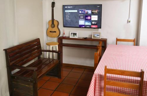 Concordia Apartment | Alojamento no Centro de Concórdia acomodação inteira você terá todo o espaço só para o seu grupo de até 6 pessoas e com estacionamento para 1 carro