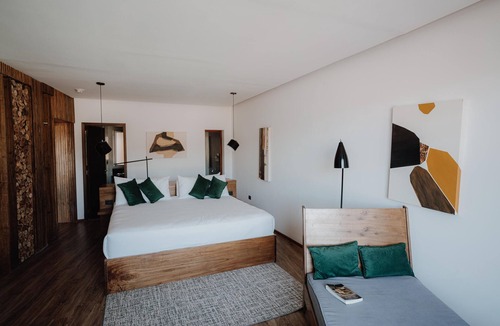 Villa General Belgrano Hotel | Alpine Chic: Balcony w/Mountain Views & Hydromassage | Onsite Pools