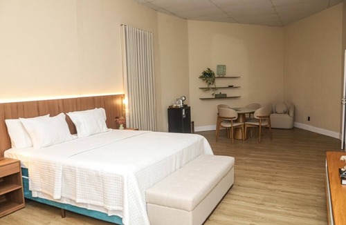 Val-de-Caes Hotel | Amazon Park Hotel