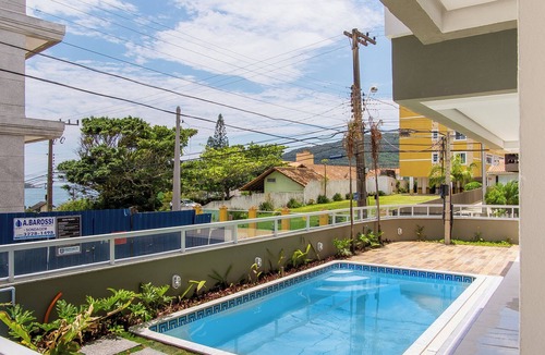 Ingleses Sul Apartment | Ambiente Descolado 100m da Praia ING4301