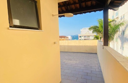 Prainha Apartment | Ampla Cobertura na Prainha com Vista pro mar